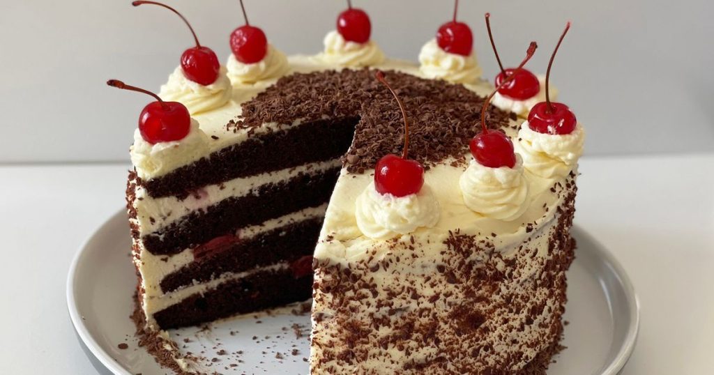 Why Chocolate Cake Delivery is the Best Gift Idea for Your Loved Ones